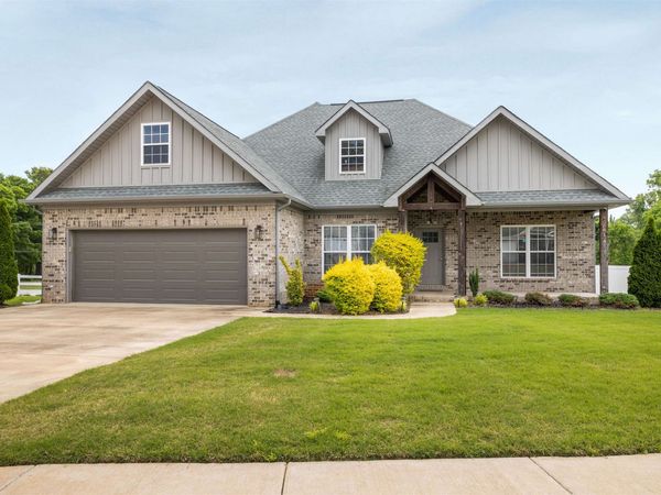 55 Rolling Brook Dr, Rogersville, AL 35652