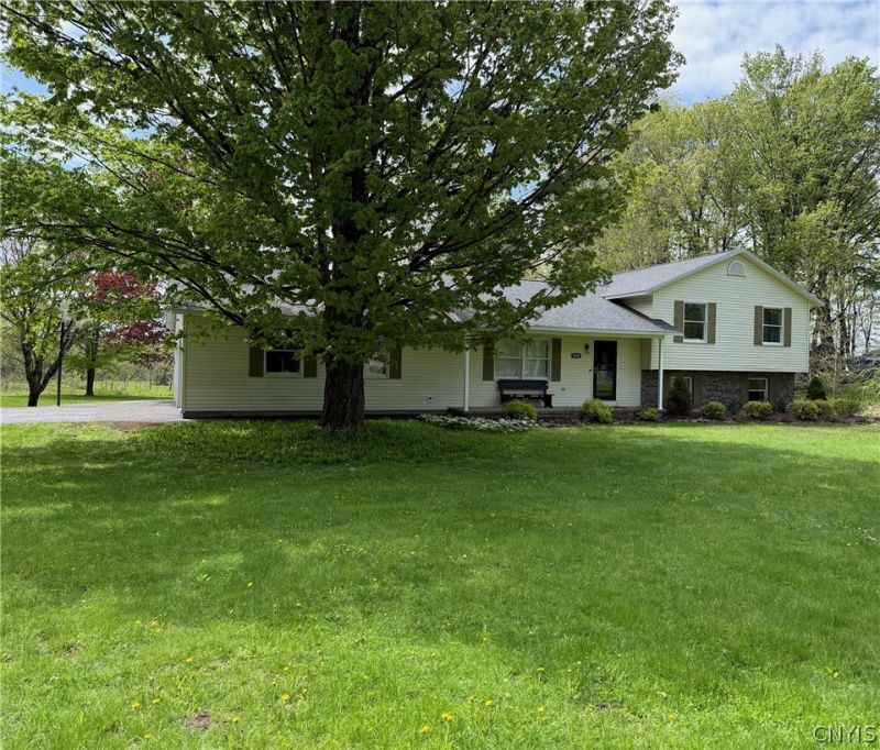 9388 State Route 365, Holland Patent, NY 13354 Main Photo