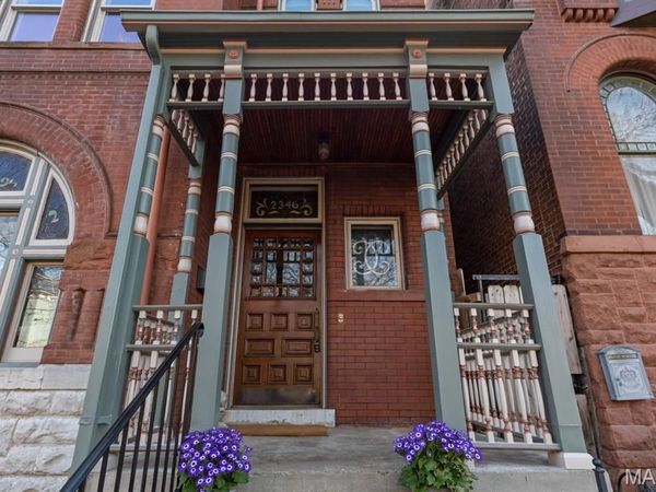2346 Albion Place , St Louis, MO 63104