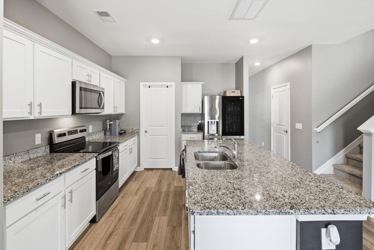326 Sedona Drive Photo 13