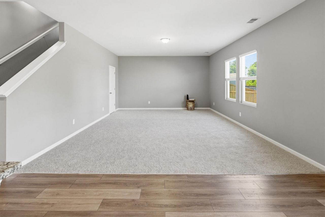 326 Sedona Drive Photo 16