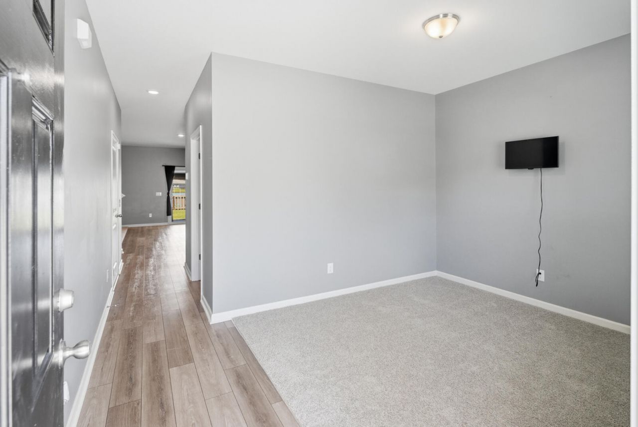 326 Sedona Drive Photo 5