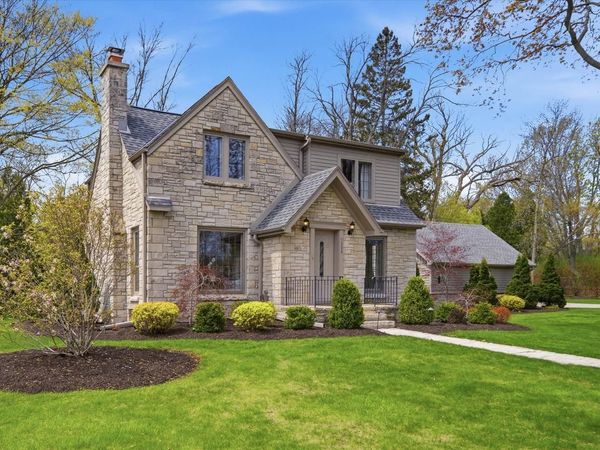 7505 Links WAY, Fox Point, WI 53217