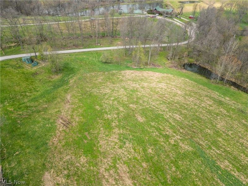 8480 Possum Hollow Road NW, Dundee, OH 44624 Photo 2