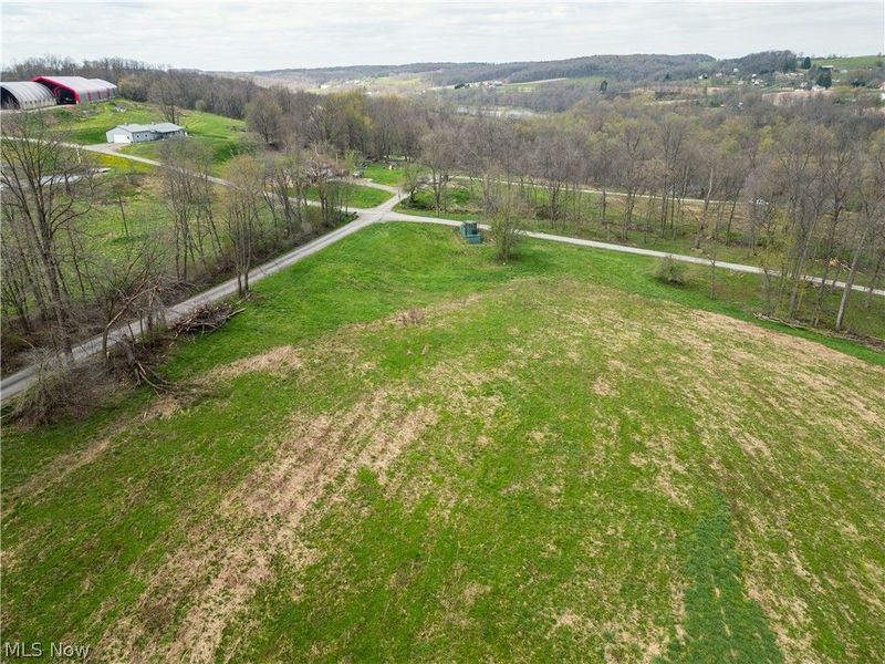 8480 Possum Hollow Road NW, Dundee, OH 44624 Photo 3