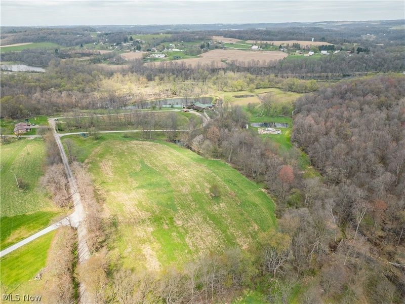 8480 Possum Hollow Road NW, Dundee, OH 44624 Photo 5