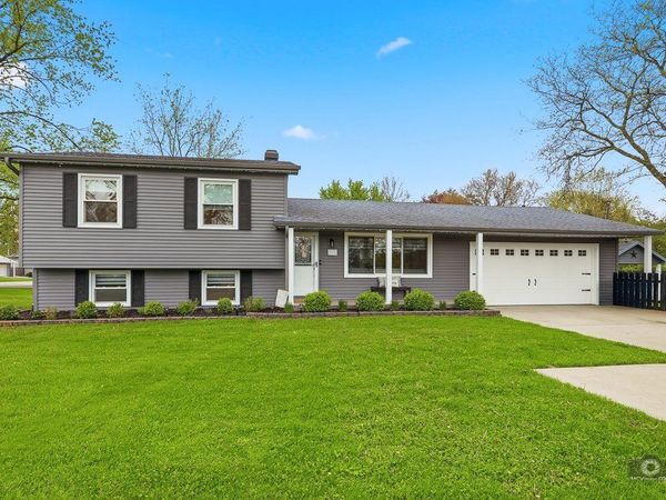 26W350 Jewell Road , Winfield, IL 60190