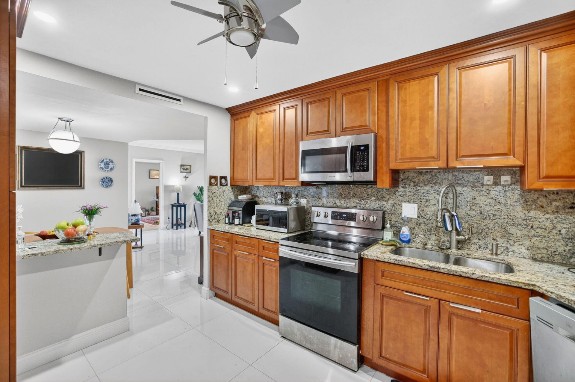 3333 NE 34th Street, Unit 701, Fort Lauderdale, FL 33308 Photo