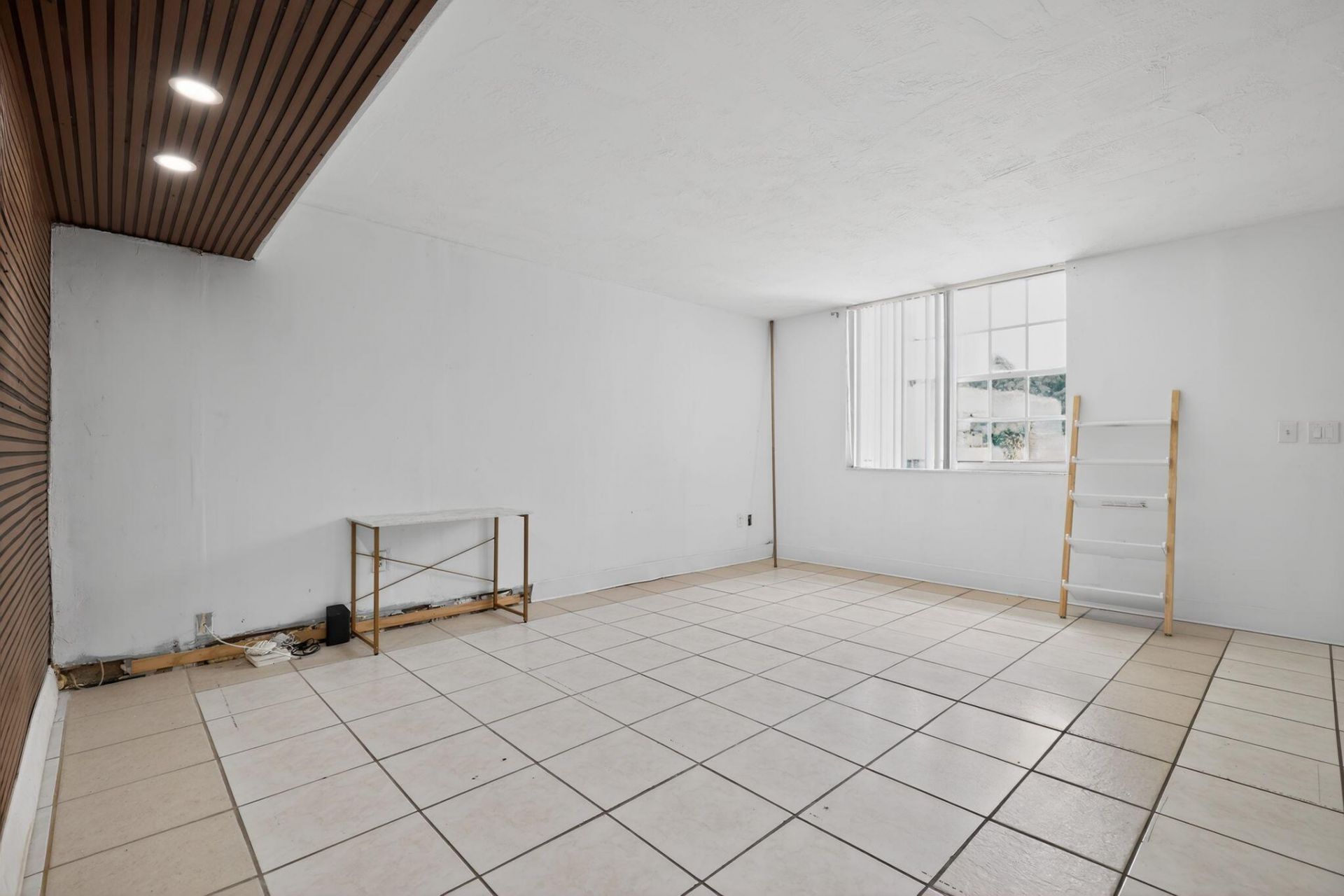 251 NE 142nd Street, Unit 21a, Miami, FL 33161 Photo