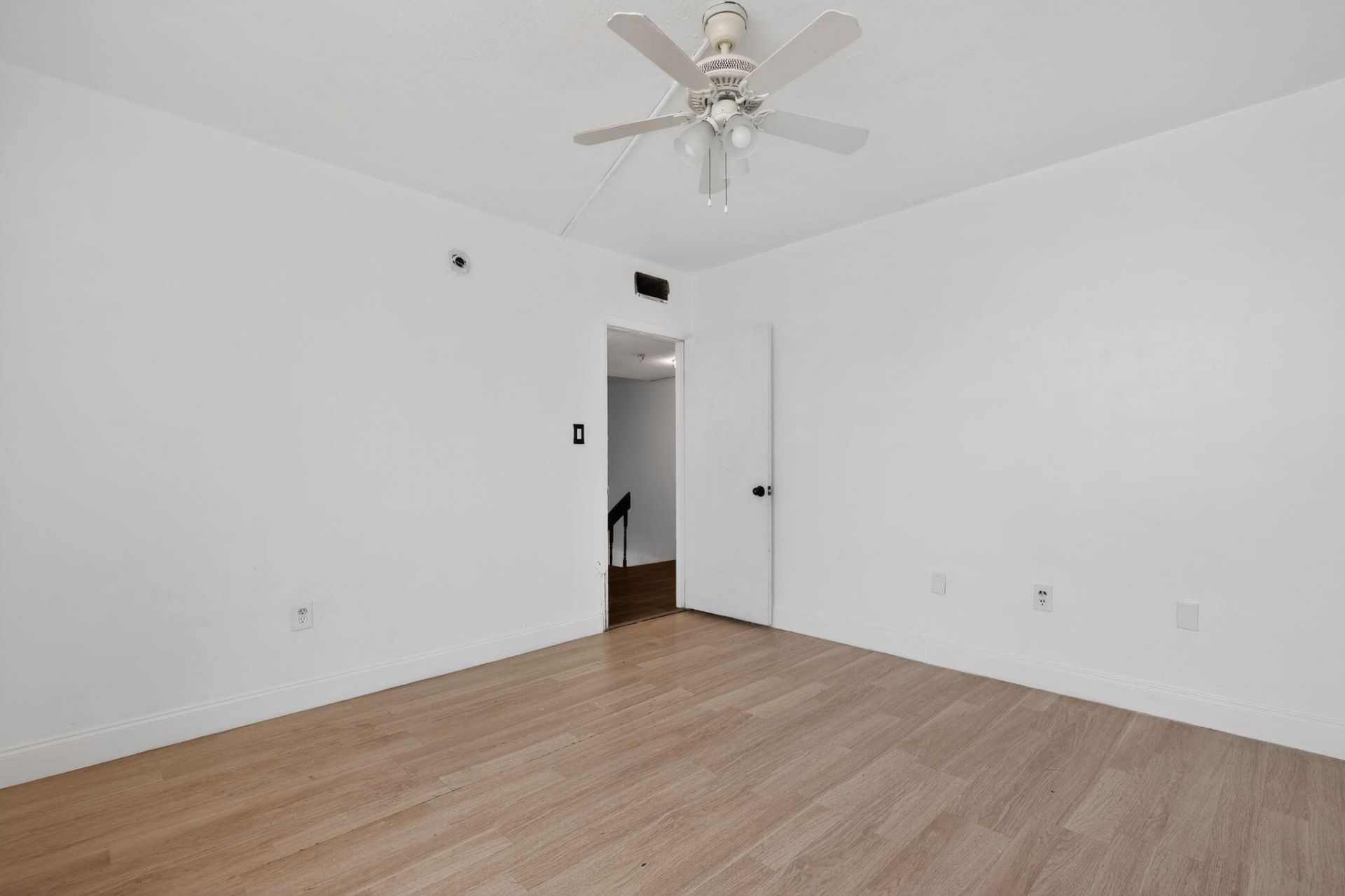 251 NE 142nd Street, Unit 21a, Miami, FL 33161 Photo