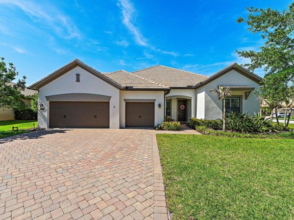 4560 SW Gossamer Circle, Palm City, FL 34990