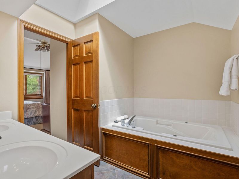 1067 Weatherwood Court, Westerville, OH 43082 Photo 36