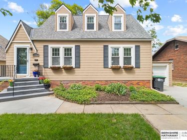 4532 Mason Street , Omaha, NE 68106