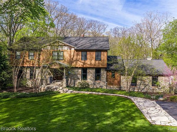 1547 Kensington Road , Bloomfield Twp, MI 48304
