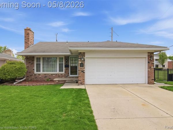 11337 Kennebec Avenue, Allen Park, MI 48101