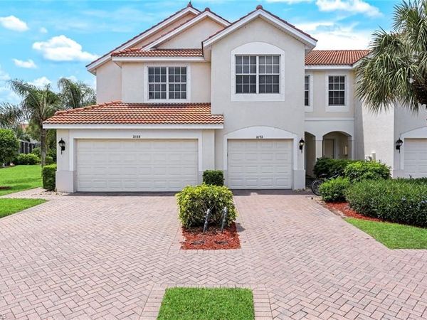 1088 Oxford LN , Unit 48, NAPLES, FL 34105