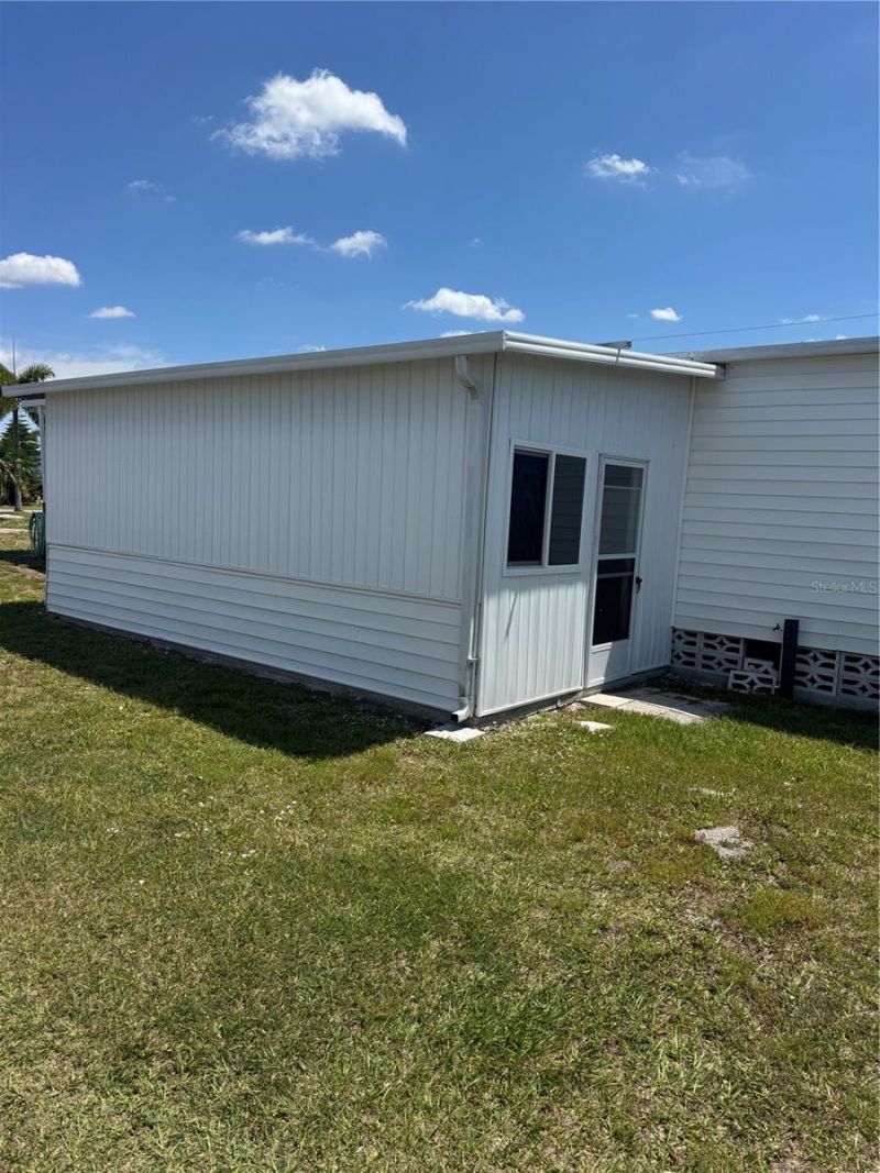 105 Del Rio Drive, Palmetto, FL 34221 Photo