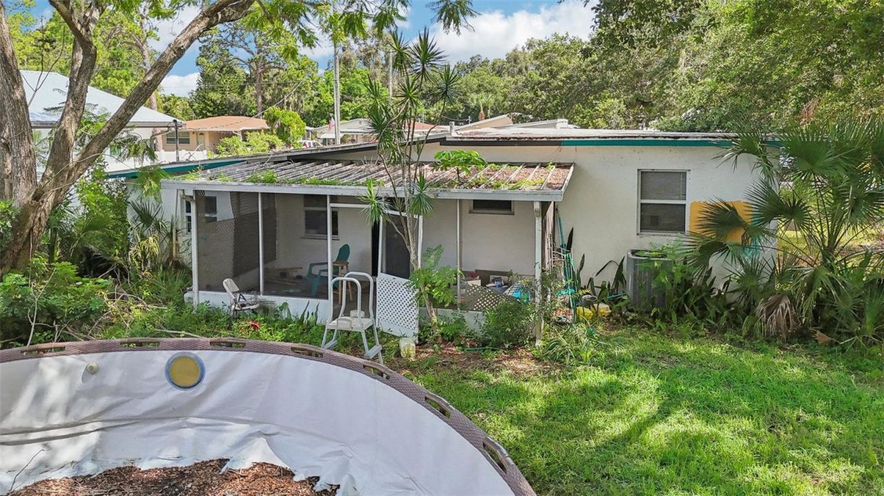 2524 Novus Street , Sarasota, FL 34237 Photo