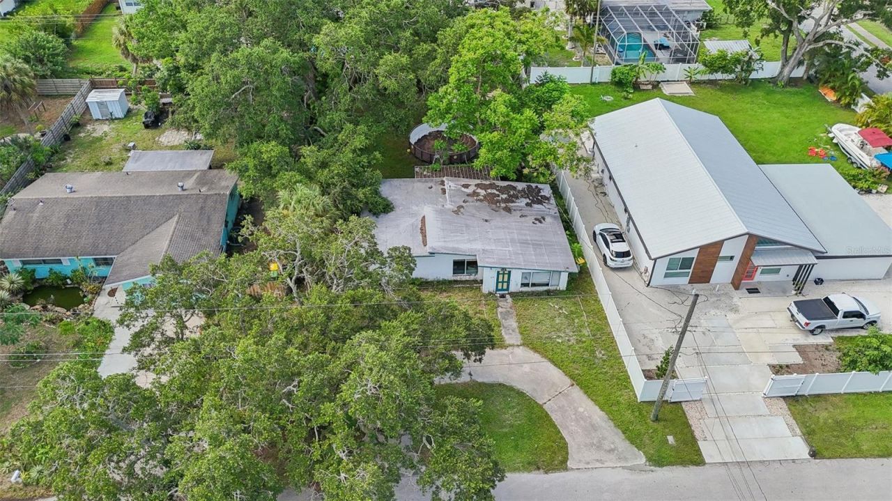 2524 Novus Street , Sarasota, FL 34237 Photo