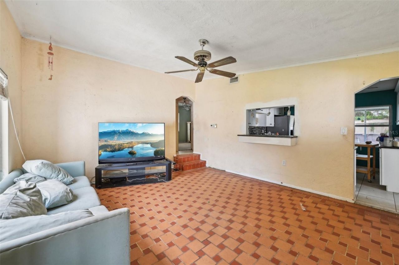 2524 Novus Street , Sarasota, FL 34237 Photo