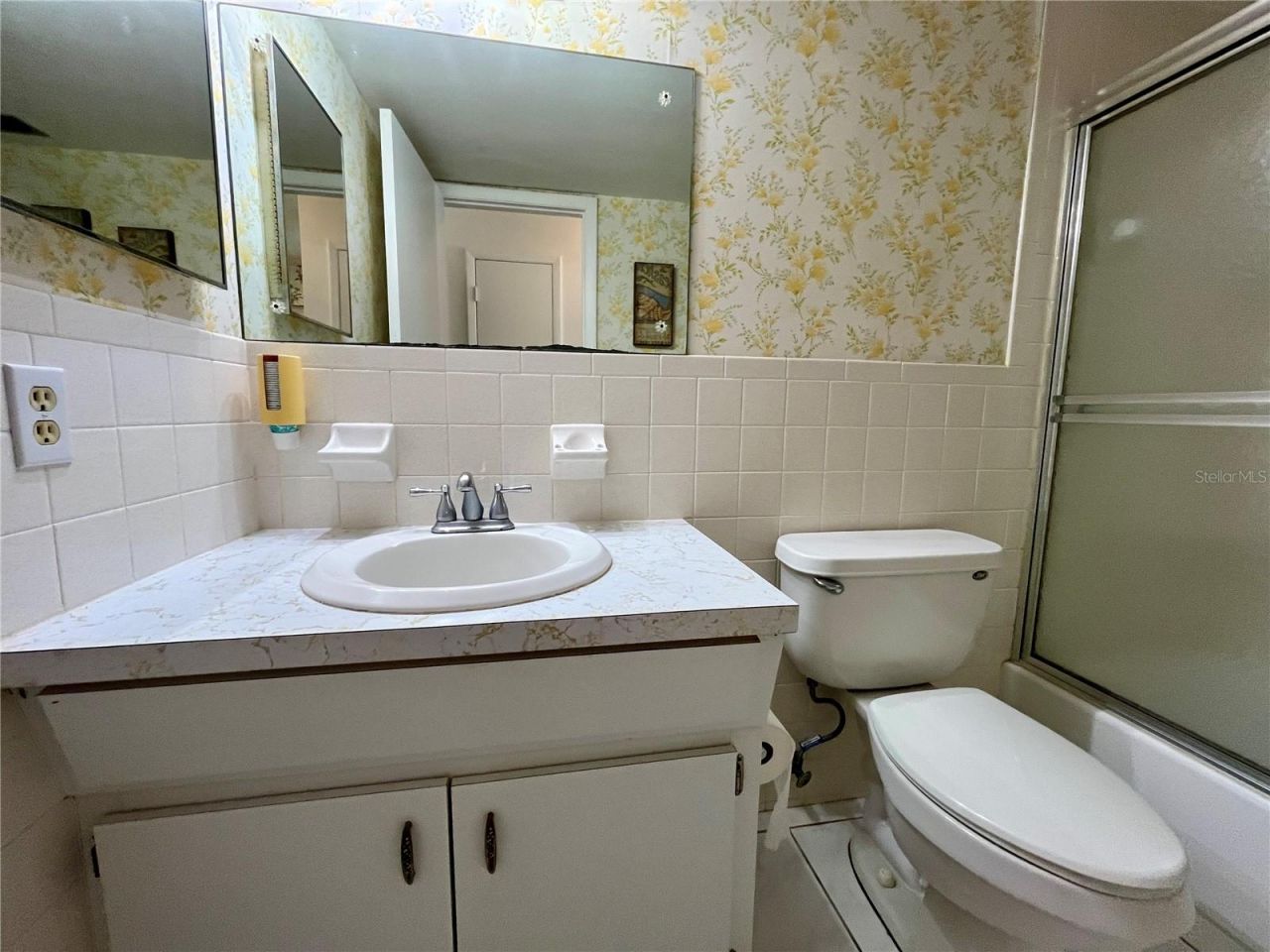2391 Sumatran Way , Unit 17, Clearwater, FL 33763 Photo