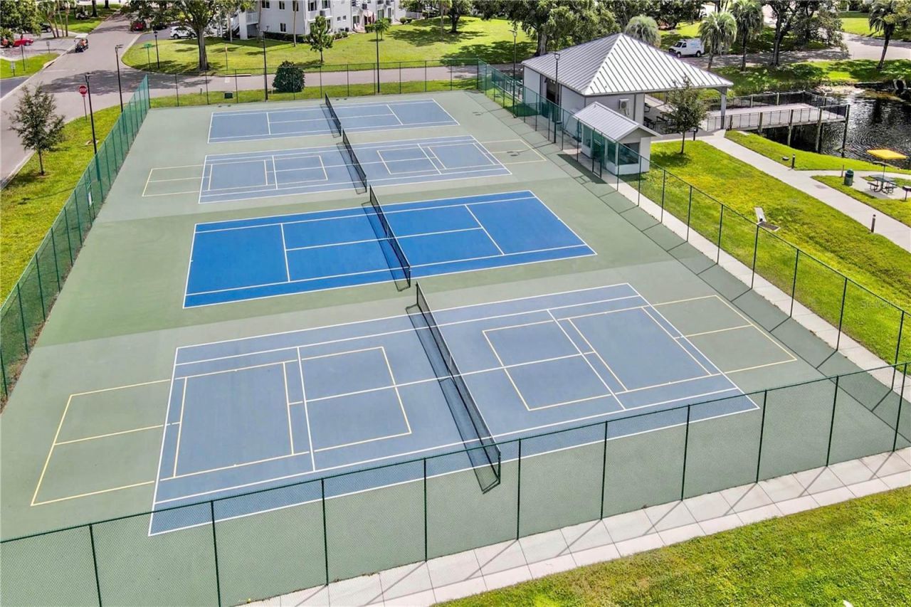 2391 Sumatran Way , Unit 17, Clearwater, FL 33763 Photo