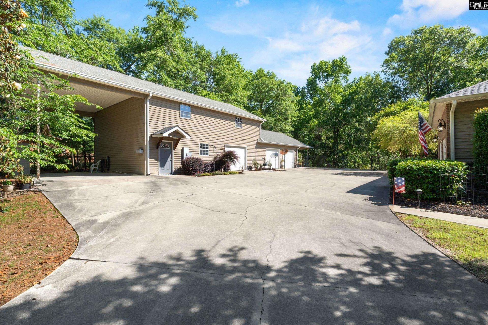 1338 John G Richards Road Photo 5