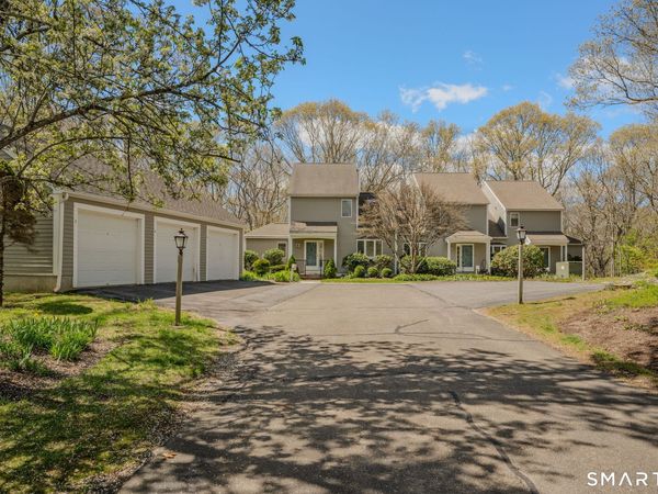 2 Laurel, Old Lyme, CT 06441