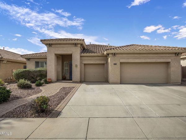 2328 W BLAYLOCK Drive, Phoenix, AZ 85085