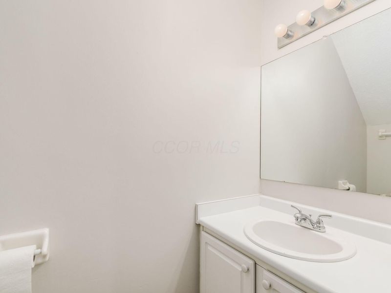 1842 Bashan Drive , Unit 75F, Columbus, OH 43228 Photo 15