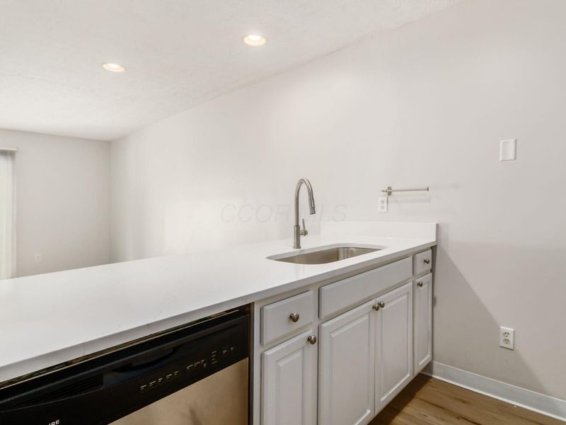 1842 Bashan Drive , Unit 75F, Columbus, OH 43228 Photo 6