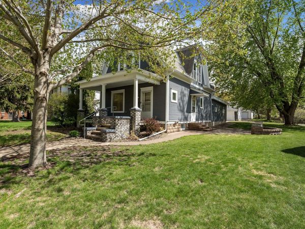 139 E University Street, Owatonna, MN 55060