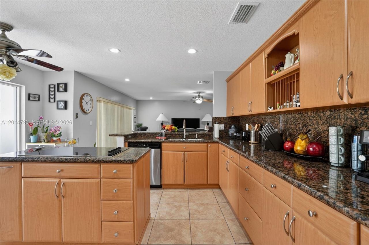 15500 SW 99th Ln , Miami, FL 33196 Photo