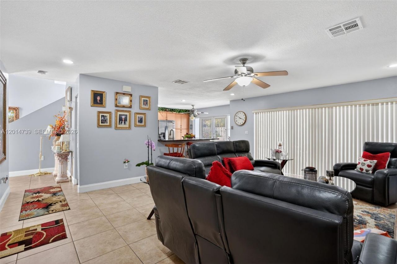 15500 SW 99th Ln , Miami, FL 33196 Photo