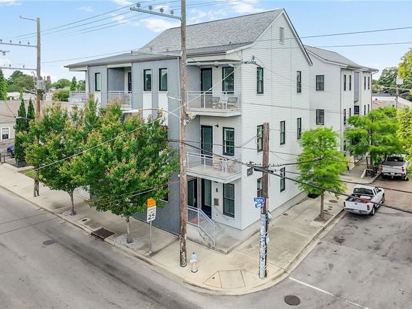 3431 CHARTRES Street , Unit 3, New Orleans, LA 70117