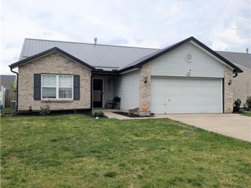 944 Marcia Drive, Trenton, OH 45067 Photo 2