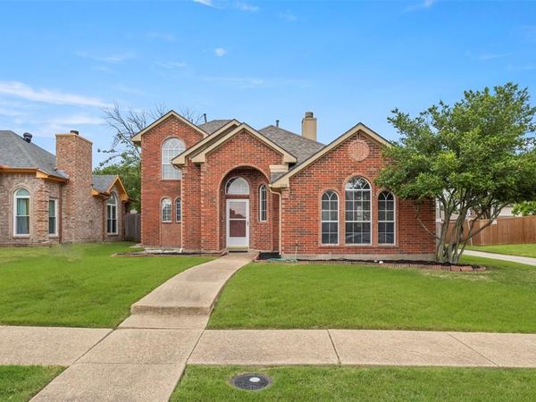 2216 Walden Place, Mesquite, TX 75181