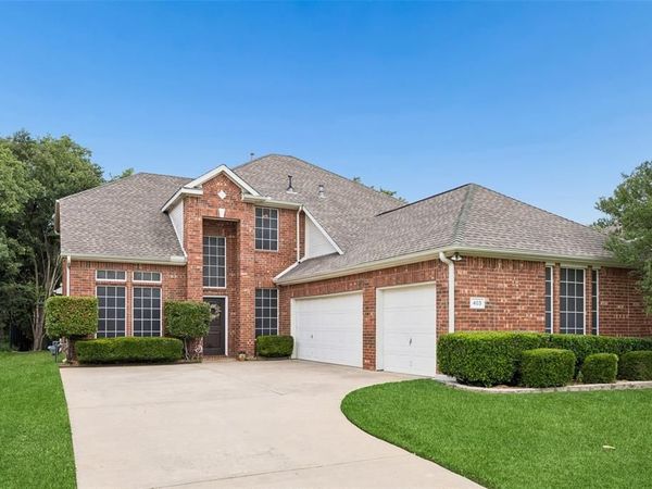 403 Springtree Road , Lake Dallas, TX 75065