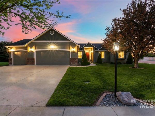17203 N Midsummers Lane, Nampa, ID 83687