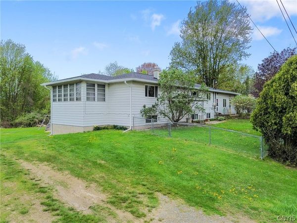 65 Clark Crest Drive, Phoenix, NY 13135