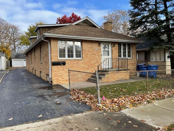 573 Chicago Avenue , Unit Rear, Highland Park, IL 60035