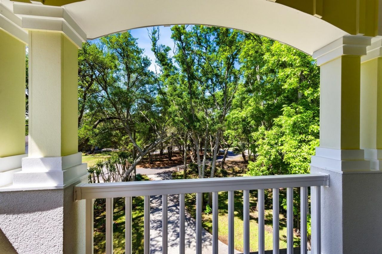 321 N Oak Dr. Photo 37