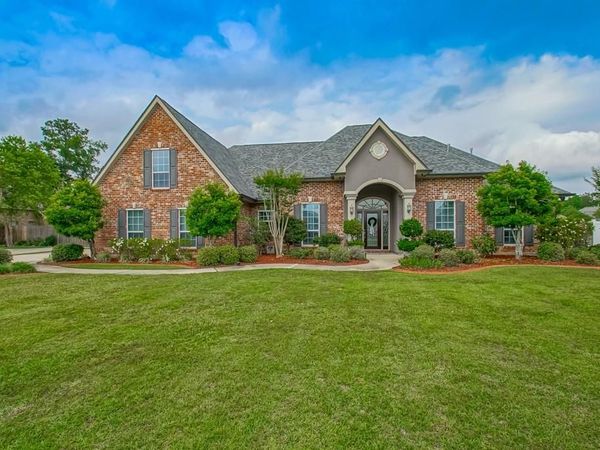 347 LEEDS Street , Slidell, LA 70461
