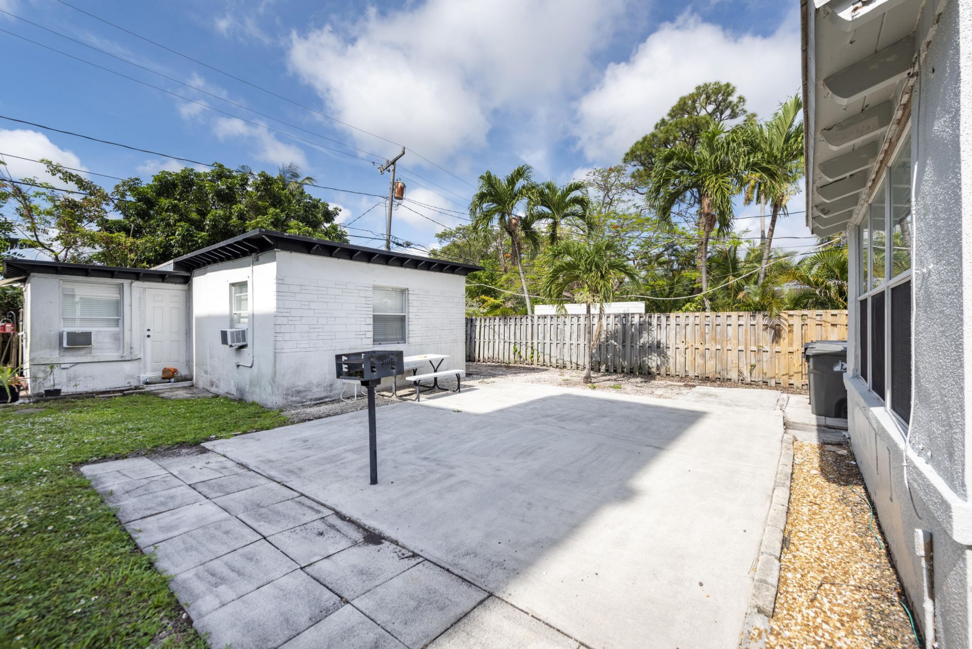 412 SE 17th Street, Unit Front, Fort Lauderdale, FL 33316 Photo