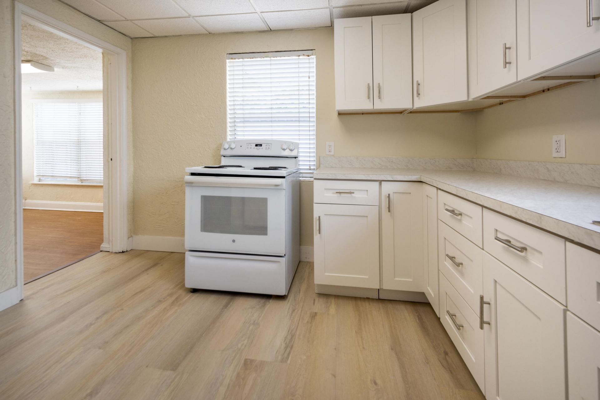 412 SE 17th Street, Unit Front, Fort Lauderdale, FL 33316 Photo