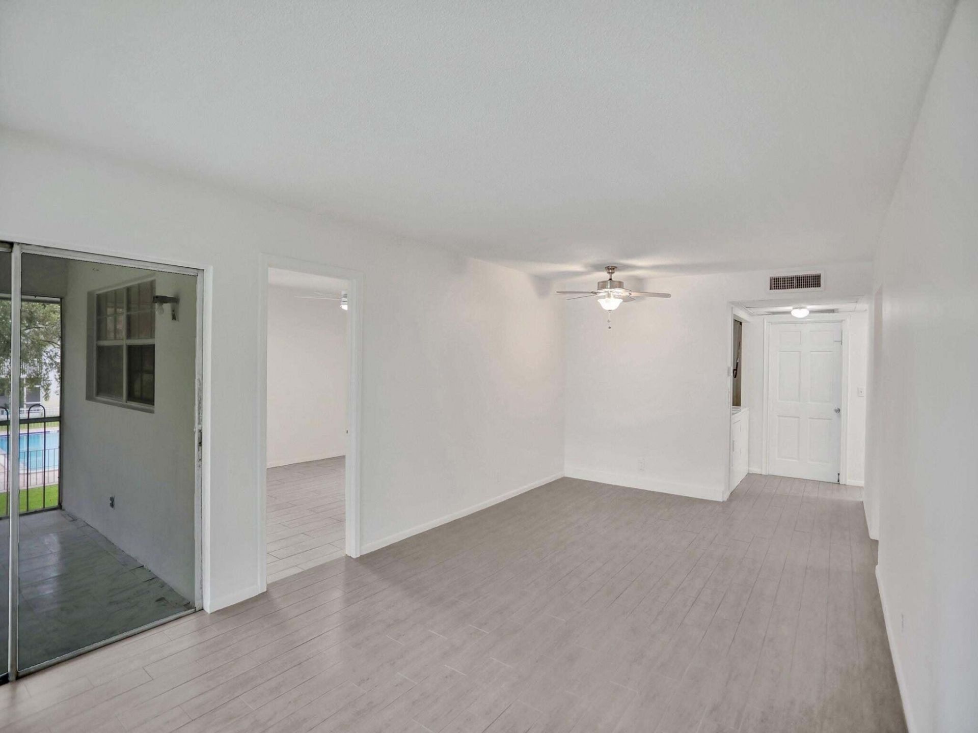 10193 N Military Trail, Unit 206, Palm Beach Gardens, FL 33410 Photo