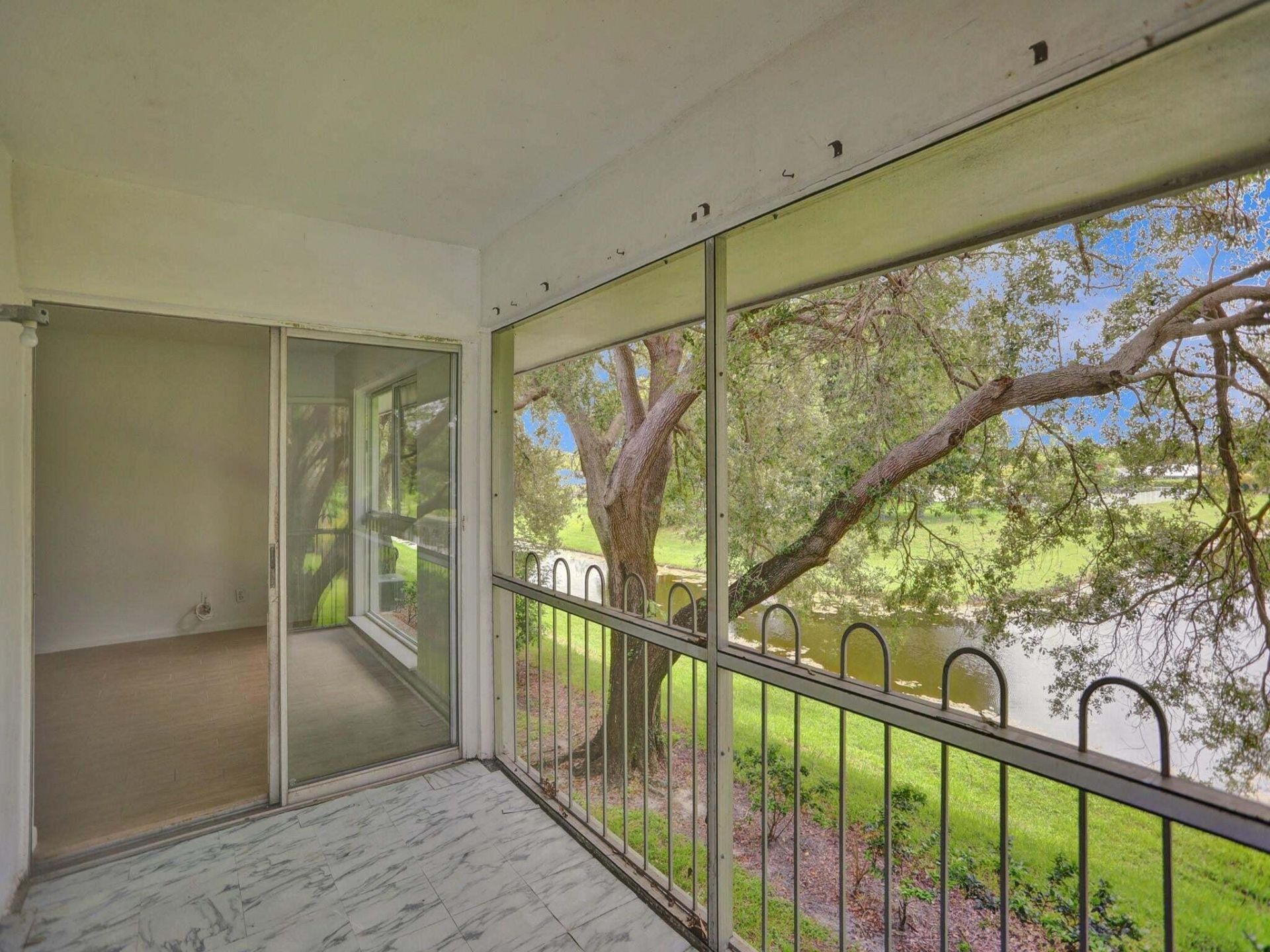 10193 N Military Trail, Unit 206, Palm Beach Gardens, FL 33410 Photo