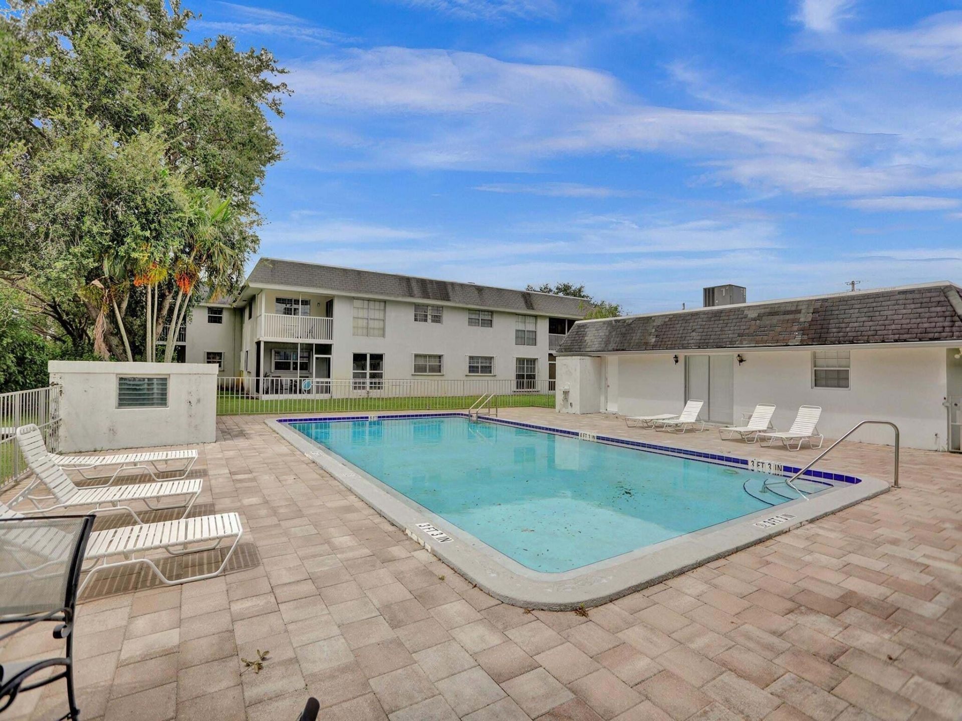 10193 N Military Trail, Unit 206, Palm Beach Gardens, FL 33410 Photo