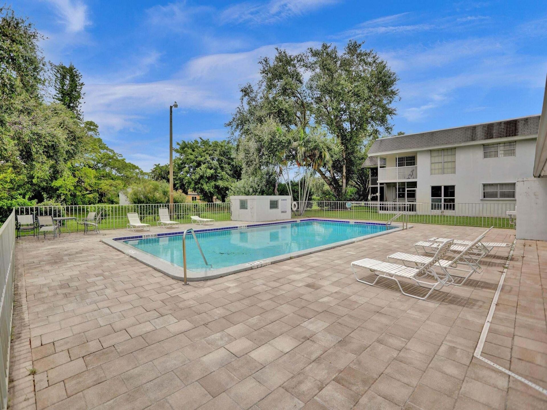 10193 N Military Trail, Unit 206, Palm Beach Gardens, FL 33410 Photo