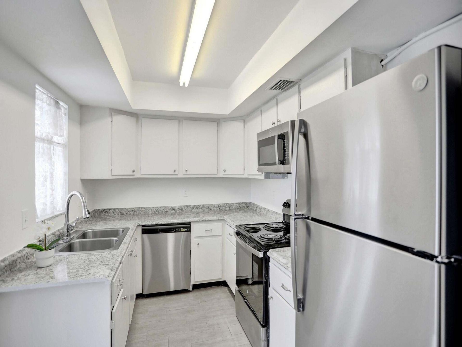 10193 N Military Trail, Unit 206, Palm Beach Gardens, FL 33410 Photo